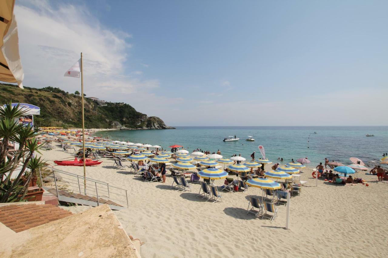 Quattro Scogli Villaggio Hotel Capo Vaticano Esterno foto